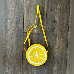 Lemon purse